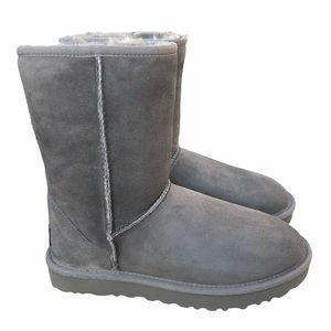 UGG Ugg Classic Short II Water-Resistant